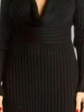 RENEE C. BY SO COOL PLUNGE BLACK KNIT SHIFT DRESS SZ.L EUC.